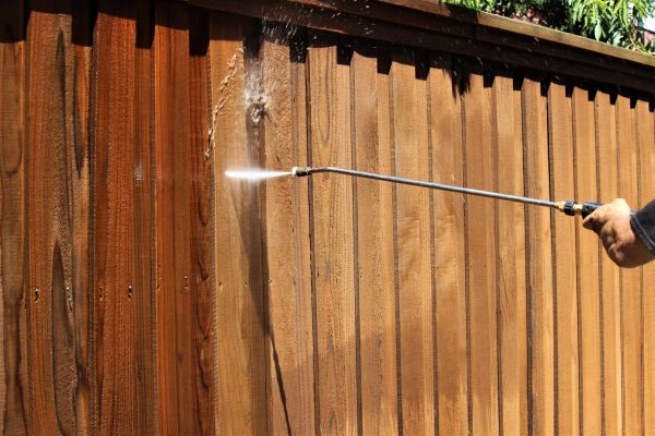Fence Cleaning in Reno
