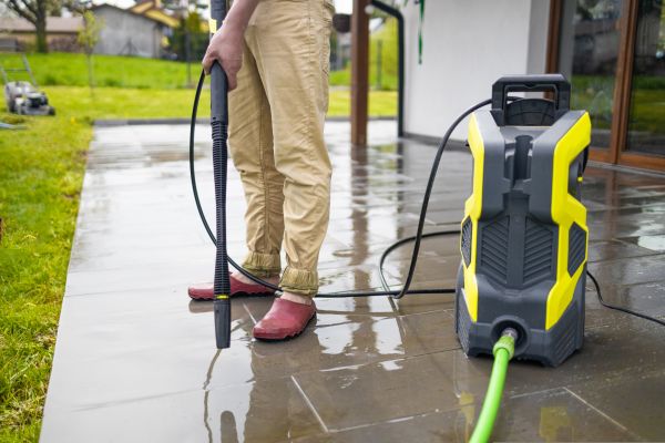 Porch Pressure Washing in Reno