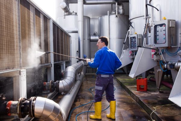 Business Pressure Washing in Reno