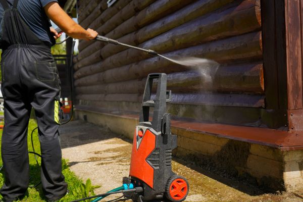 Cabin Pressure Washing in Reno