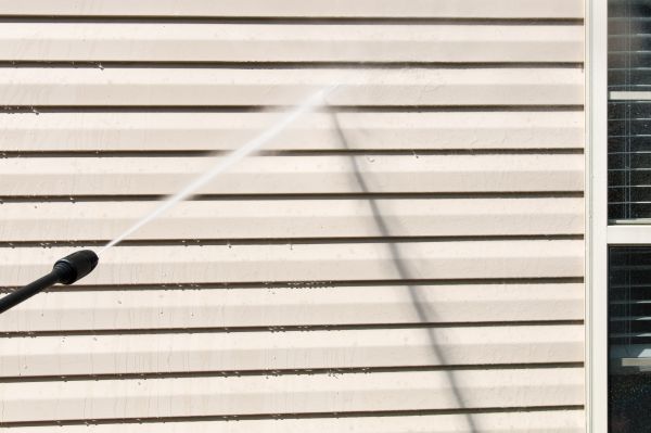 Apartment Power Washing in Reno